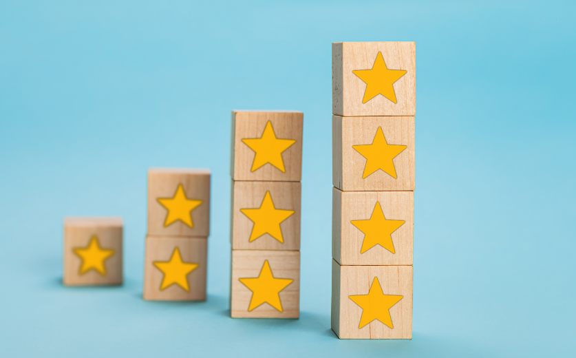 13 najlepszych polskich książek roku 2025 według „Polityki”